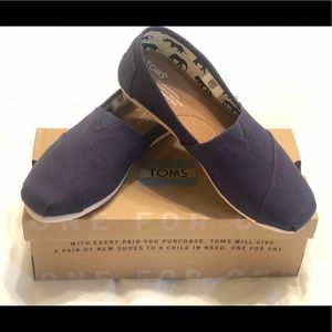 TOMS Classic Navy Canvas
